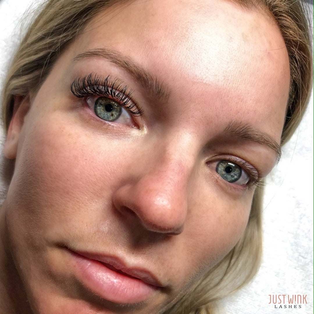 can lash extensions damage your eyes Just Wink Lashes